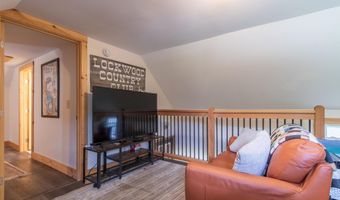 233 Depot St, Burke, VT 05871