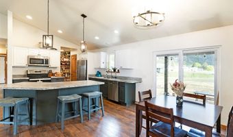 301 Bernie Rd, Alberton, MT 59820