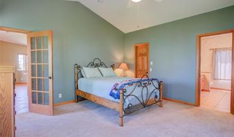 208 Augusta Village Pl, Augusta, MO 63332
