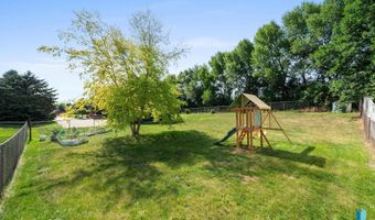 212 N Fairway Dr, Brandon, SD 57005
