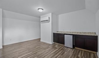7190 Earhart Rd, Ann Arbor, MI 48105