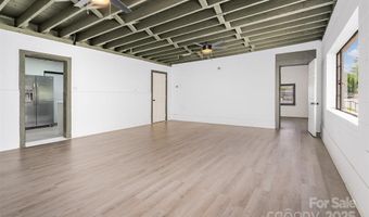 412 Flat Dr, Buffalo, SC 29321