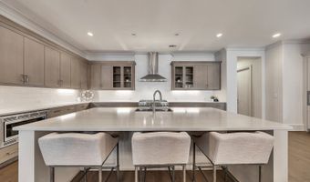 108 Grand Cres, Alpharetta, GA 30009