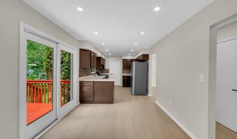458 Woodhaven Blvd SE, Bayville, NJ 08721