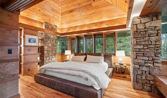 749 Stillmont Cir, Cashiers, NC 28717