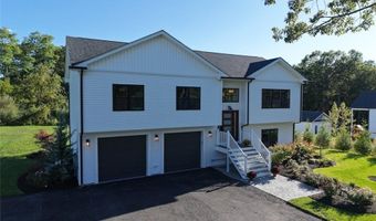 4 Byron Randall Rd, Johnston, RI 02919