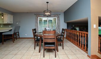 508 Rosemary Ln, Anamosa, IA 52205