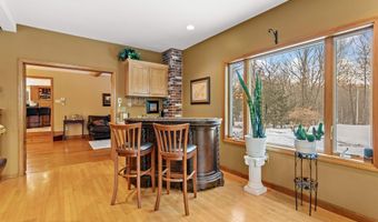 104 Tower Hill Rd, Candia, NH 03034