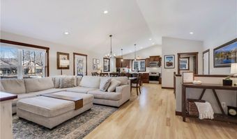820 Rusty Ct, Altoona, WI 54720