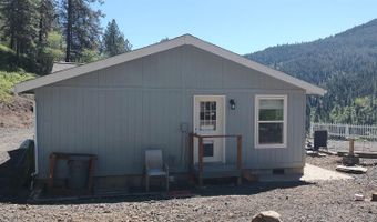 400 Bobcat Dr, Ahsahka, ID 83520