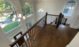 240 Risen Star Ln, Alpharetta, GA 30005