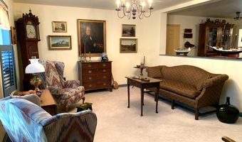 46 Club House Ln 9, Auburn, ME 04210