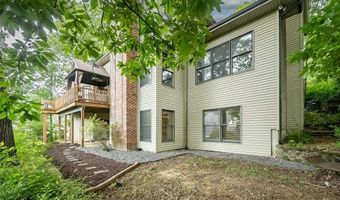 639 Wood Fern Dr, Ballwin, MO 63021