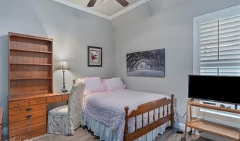 214 Roanoke Cir, Benton, LA 71006