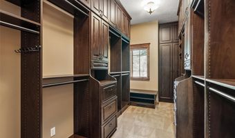 7270 NW 23rd St, Ankeny, IA 50023