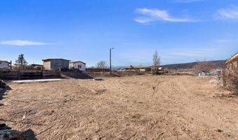 11 Private Dr, Alcalde, NM 87511