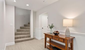 500 36th St NW, Austin, MN 55912