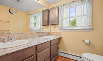 25 Harclay Ct, Ashland, OH 44805