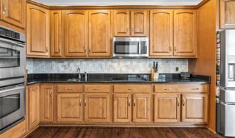 5715 DOUBS Rd, Adamstown, MD 21710