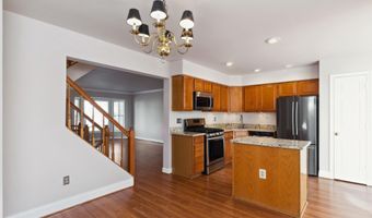 6108 JOUST Ln, Alexandria, VA 22315