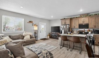 179 Park Lawn Dr #1, Chubbuck, ID 83202