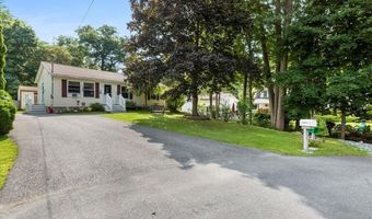 20 Rockwood St, Bennington, VT 05201