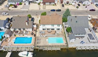 71 Top Sail Ct, Bayville, NJ 08721