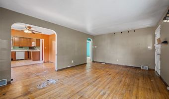 1127 Mcknight Dr, Bethel Park, PA 15102