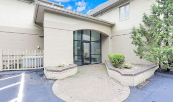 3070 Riverside Dr, Columbus, OH 43221