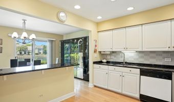1956 N Silver Lake Rd, Arlington Heights, IL 60004