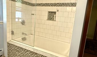 204 Meetinghouse Ln, Brattleboro, VT 05301