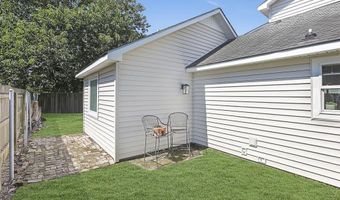 553 Hadley Dr, Baton Rouge, LA 70820