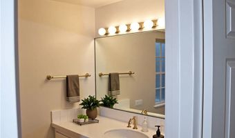 11667 Gorham Ave 306, Los Angeles, CA 90049