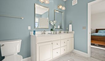 43920 HICKORY CORNER Ter 114, Ashburn, VA 20147