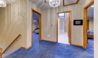 9 University Pl, Amsterdam, NY 12010