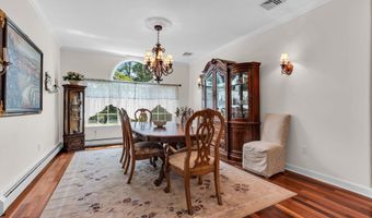 490 Arlington Ave S, Bayville, NJ 08721