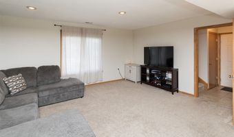 2010 2nd Ave SE, Altoona, IA 50009