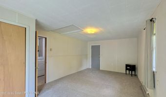 13 Birk St, Acra, NY 12405
