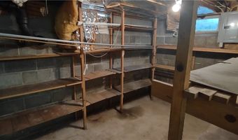 1648 Highland Ln, Ashtabula, OH 44004