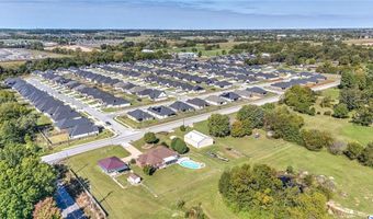 3601 N Rainbow Farm Rd, Bentonville, AR 72713