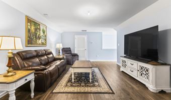 37 Black Bear Dr, Barnegat, NJ 08005