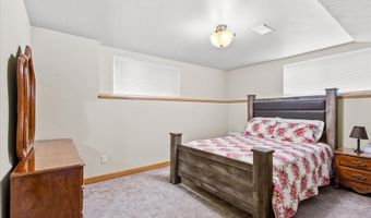 3020 E FALLCREEK Ln, Appleton, WI 54913