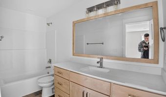 326 Lakeview Blvd, American Falls, ID 83211