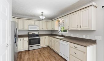 227 11th Pl, Arab, AL 35016