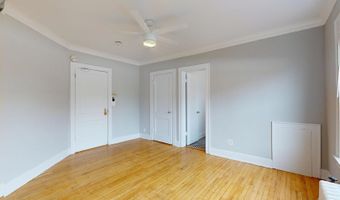 7 W Campbell St 3, Arlington Heights, IL 60005