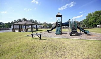 403 Larry Ln, Adairsville, GA 30103