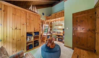 24 McCullough Hill Rd, Amity, PA 15311