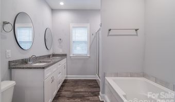 939 Old Stagecoach Rd, Camden, SC 29020