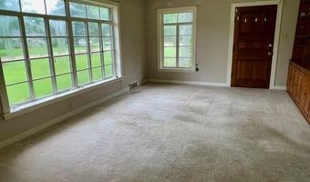 200 Kyle St, Batesville, MS 38606