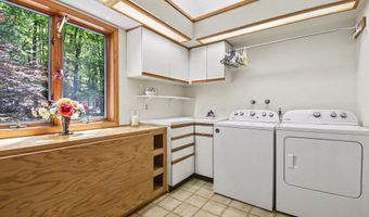 1843 Timber Trail Dr SE, Ada, MI 49301